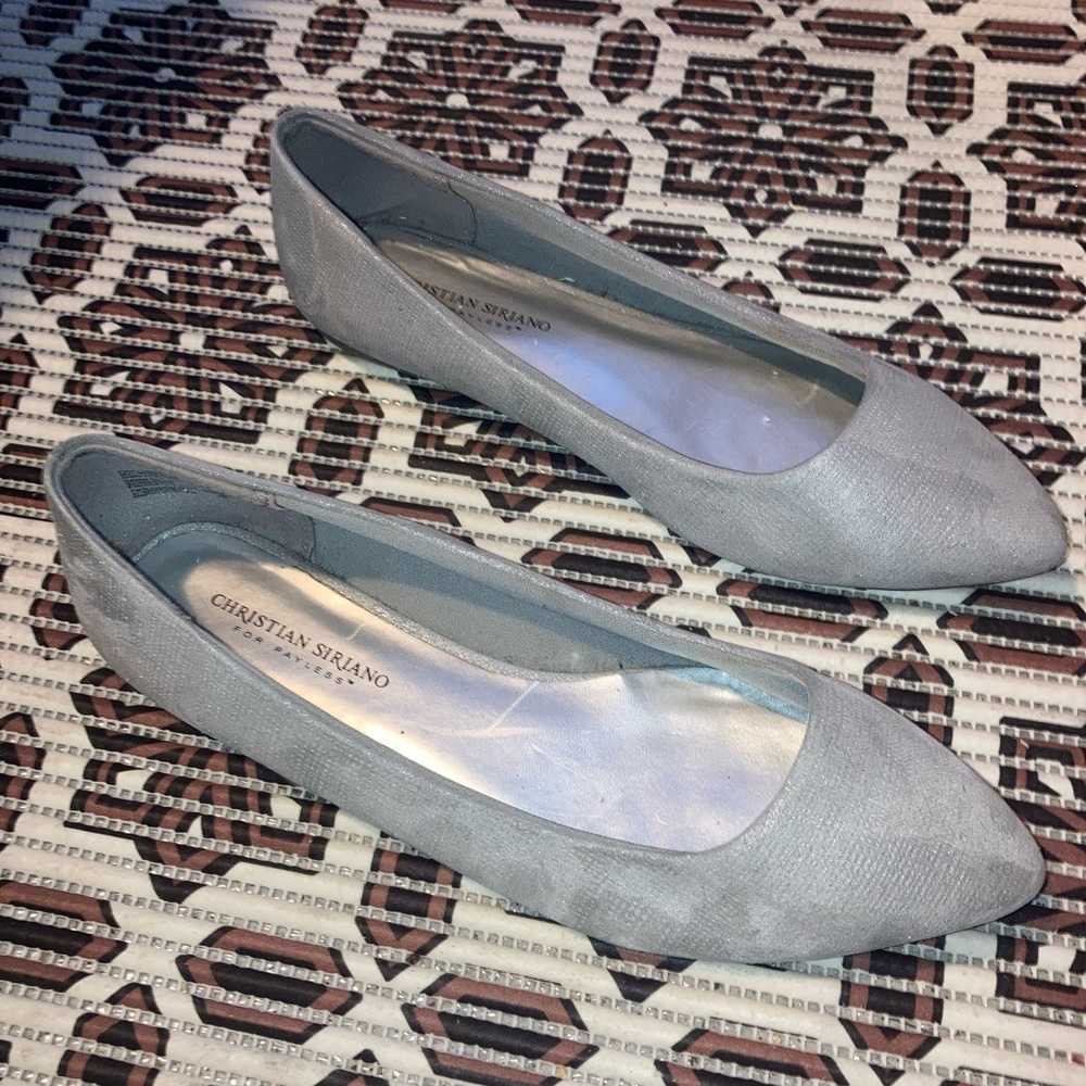 Women’s Size 11 Wide flats
